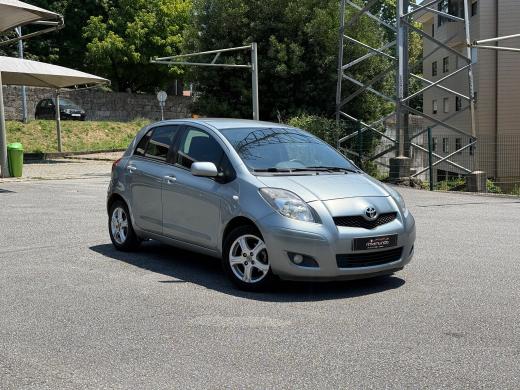 toyota-yaris-2011-gasolina-998cc