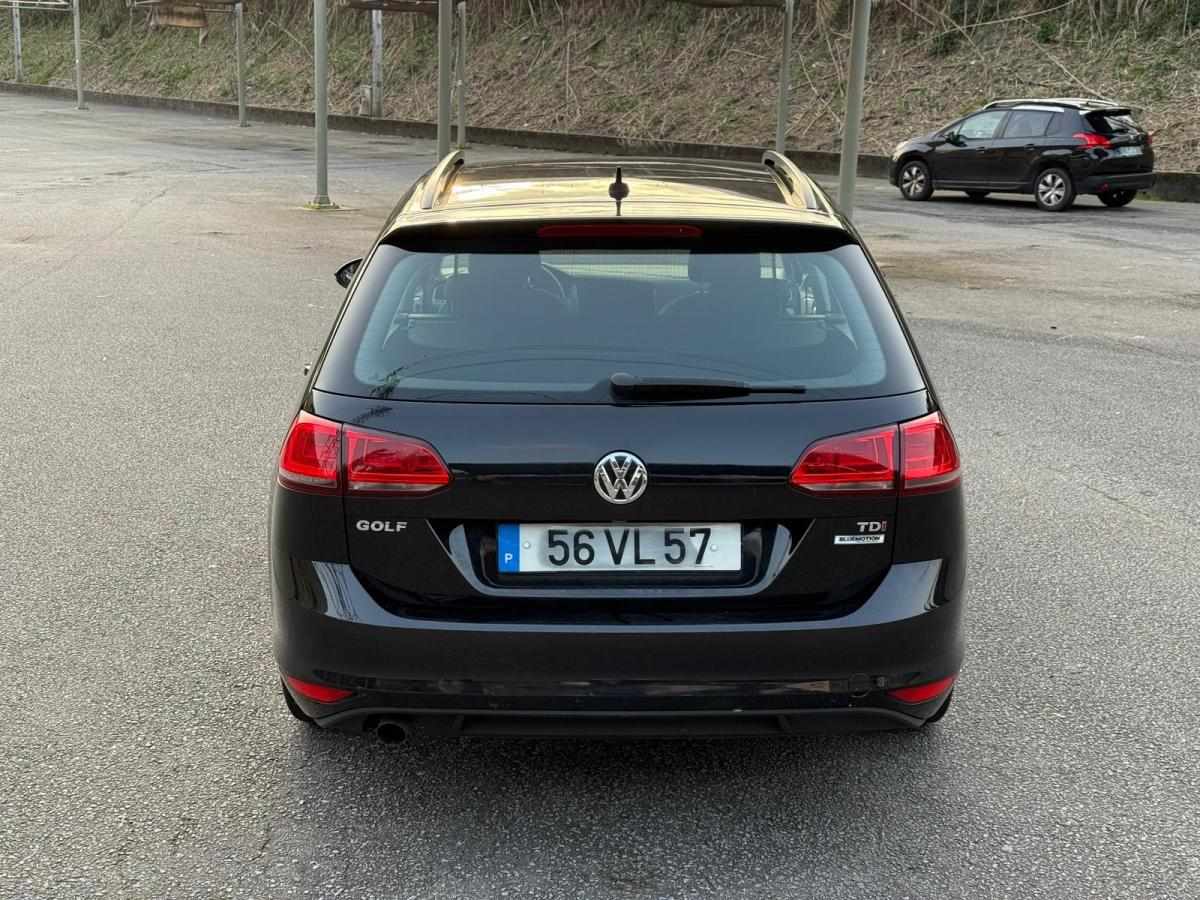 volkswagen-golf-variant-2015-diesel-1598cc