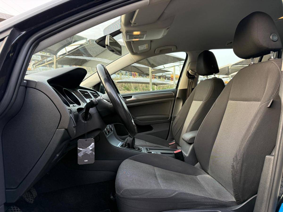 volkswagen-golf-variant-2015-diesel-1598cc