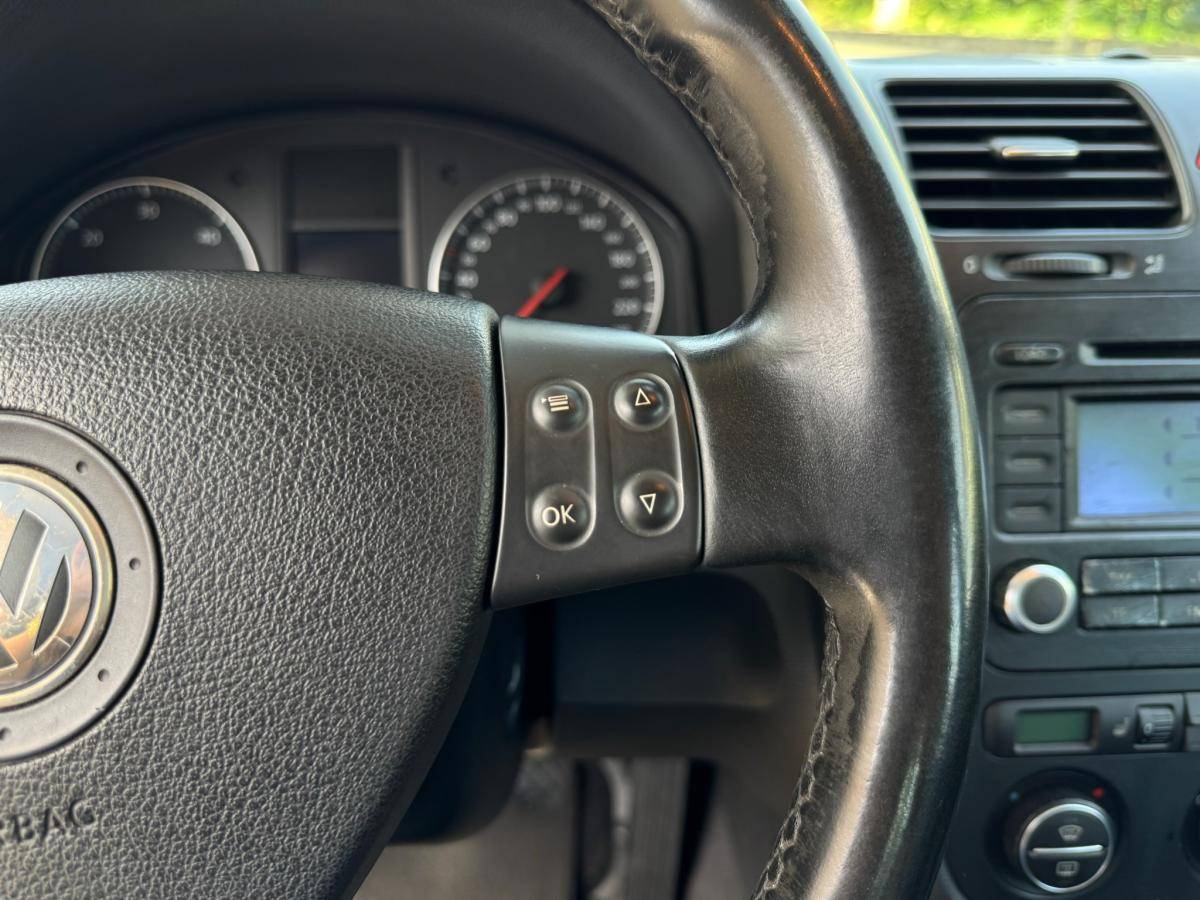 volkswagen-jetta-2005-diesel-1968cc