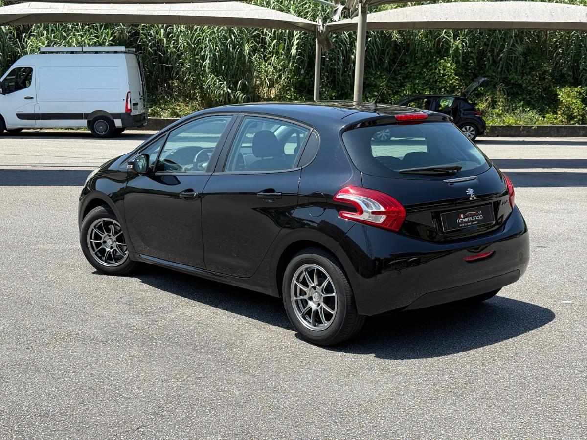 peugeot-208-2015-gasolina-999cc