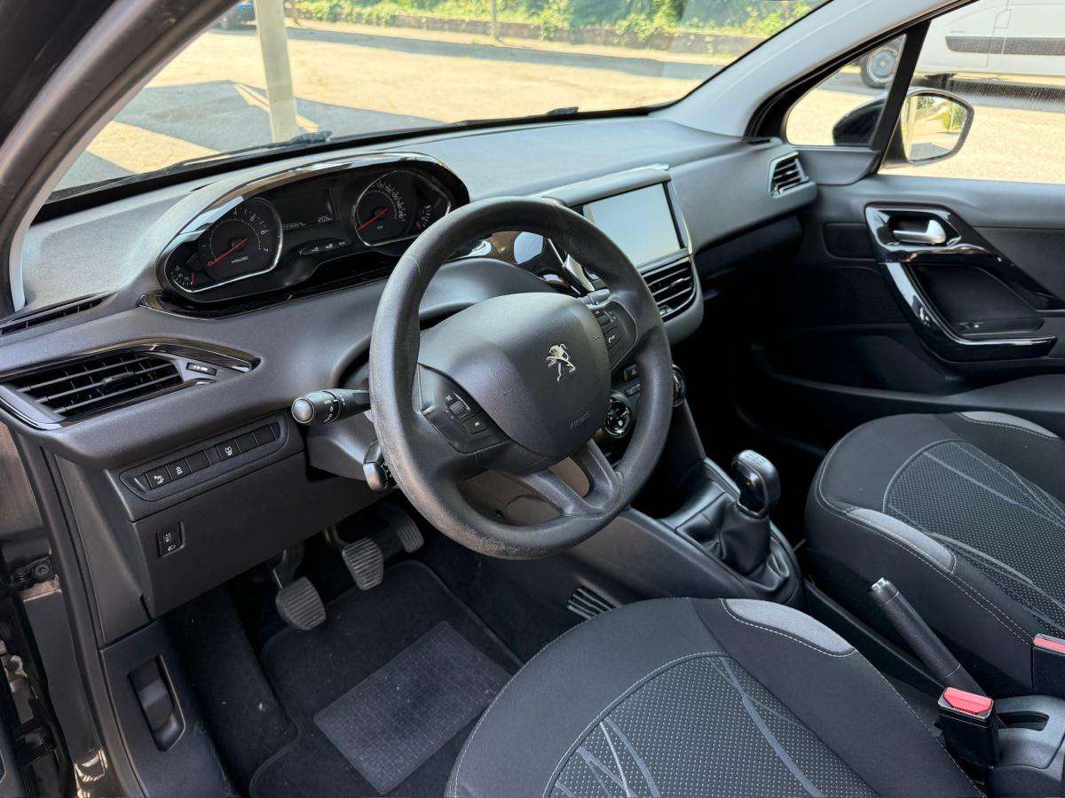 peugeot-208-2015-gasolina-999cc