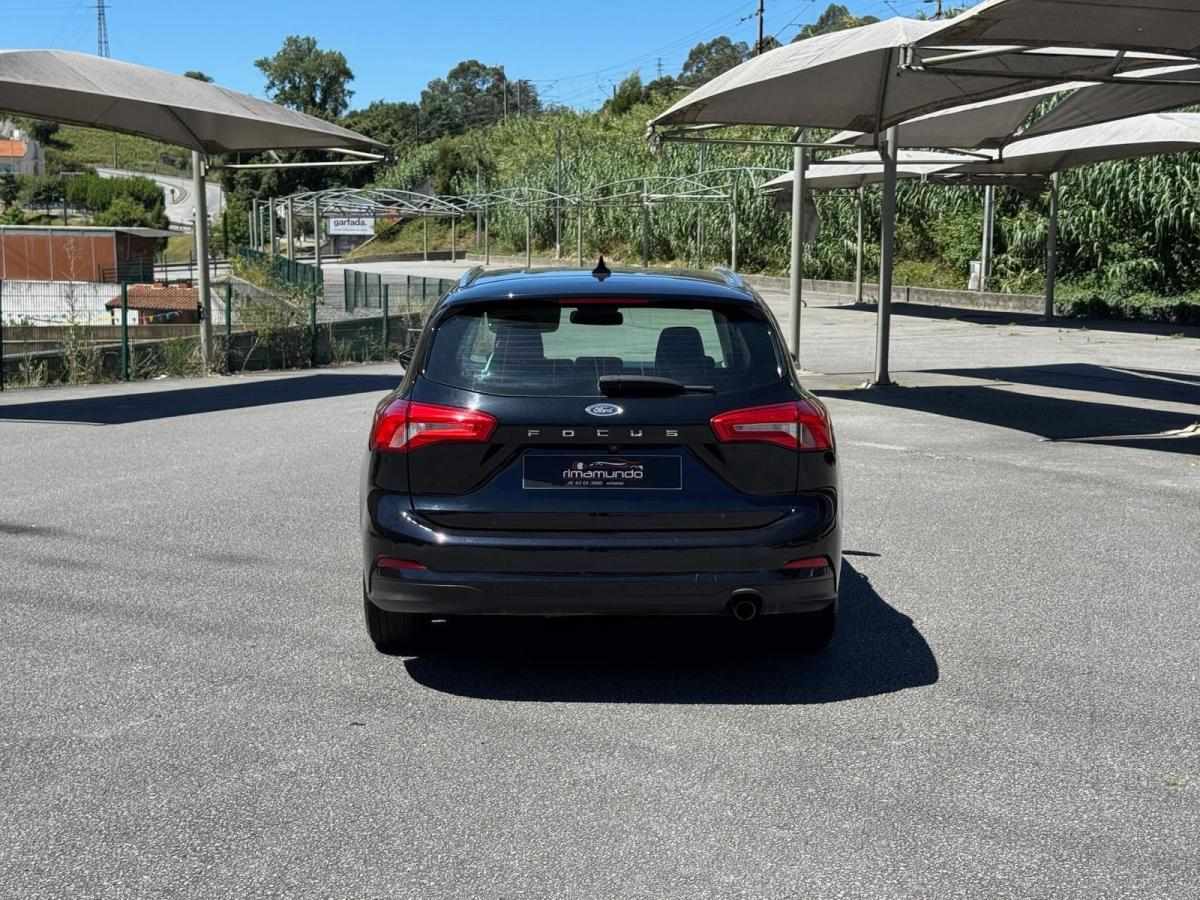 ford-focus-sw-2020-diesel-1499cc