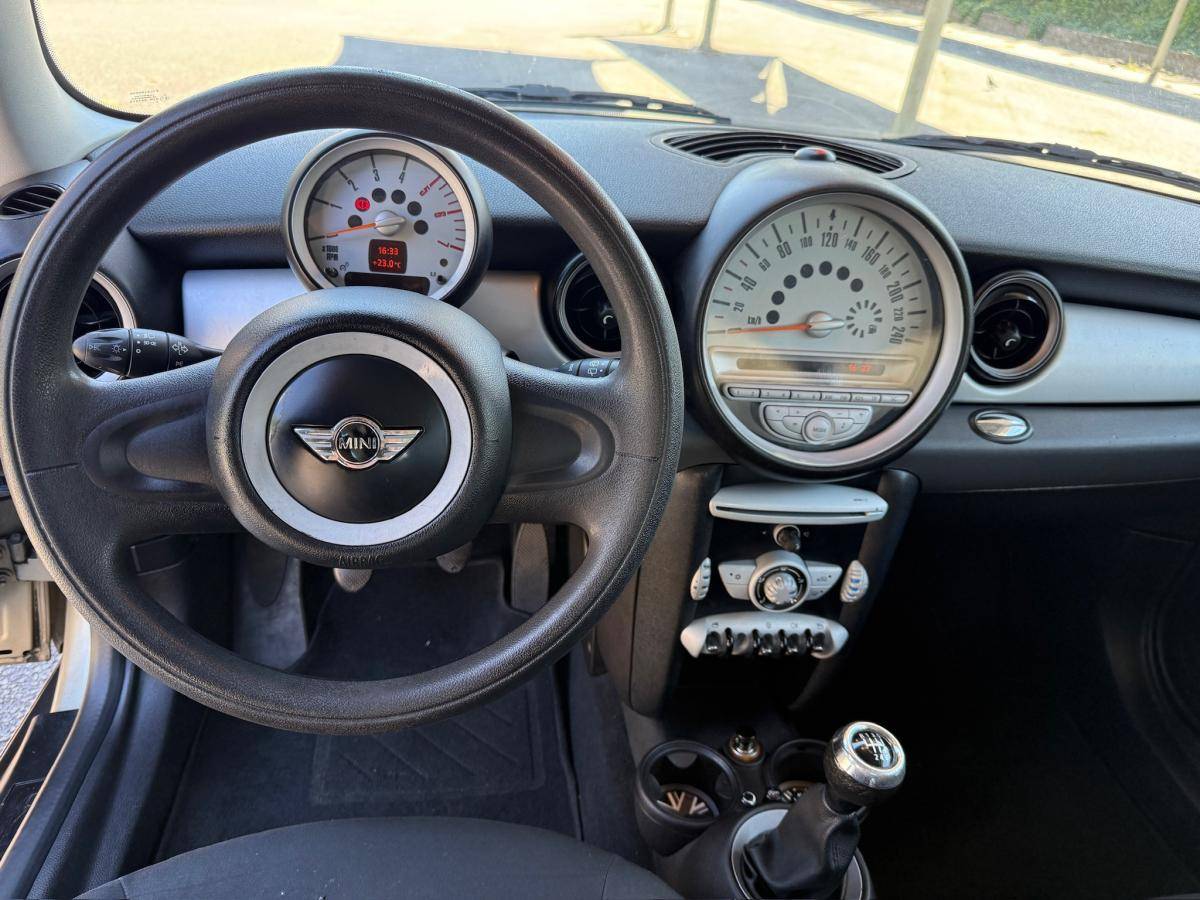 mini-cooper-2015-diesel-1496cc