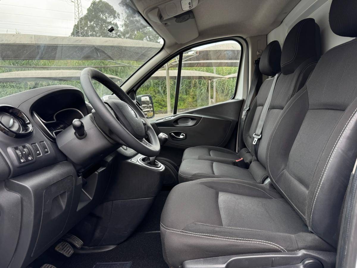 renault-trafic-2021-diesel-1997cc
