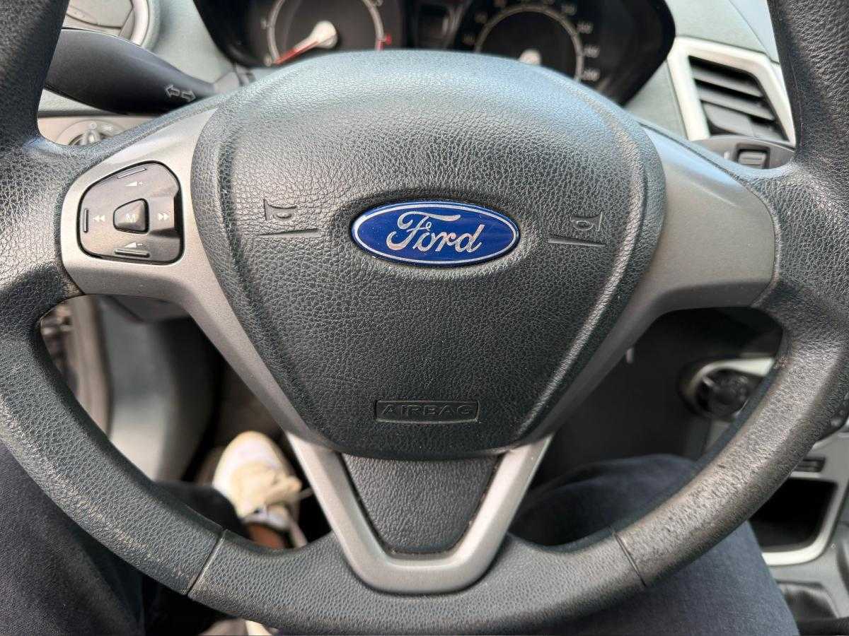 ford-fiesta-2009-gasolina-1242cc