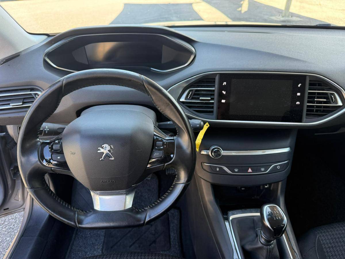 peugeot-308-2021-diesel-1499cc