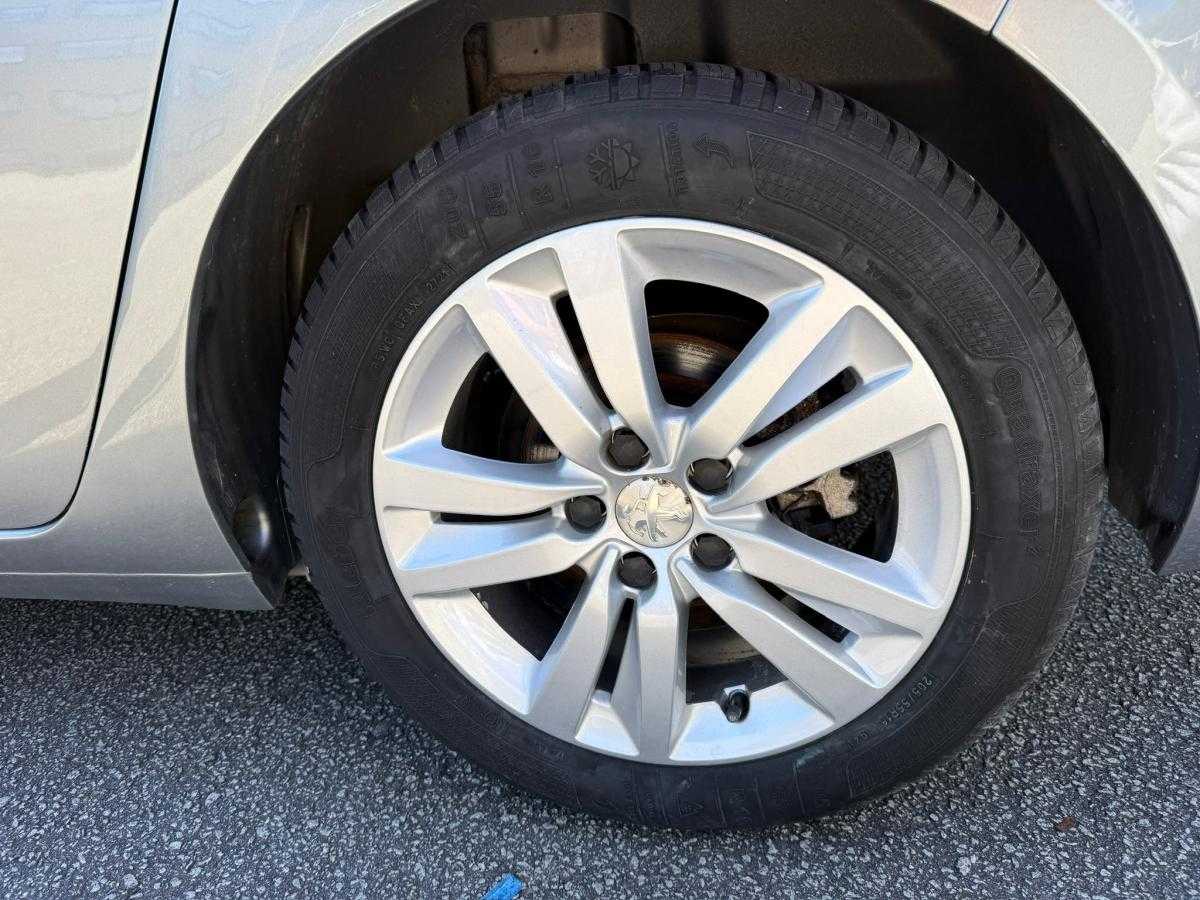 peugeot-308-2021-diesel-1499cc