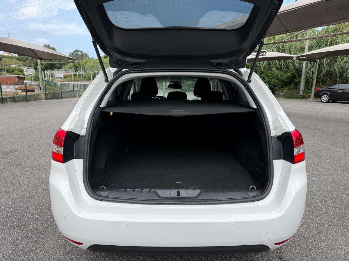 peugeot-308-2018-diesel-1499cc