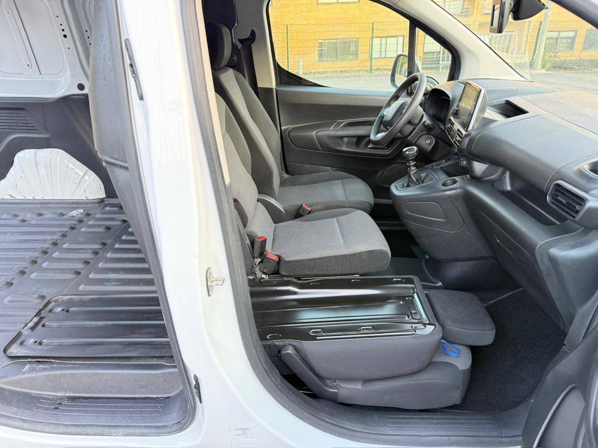 citroen-berlingo-2021-diesel-1499cc