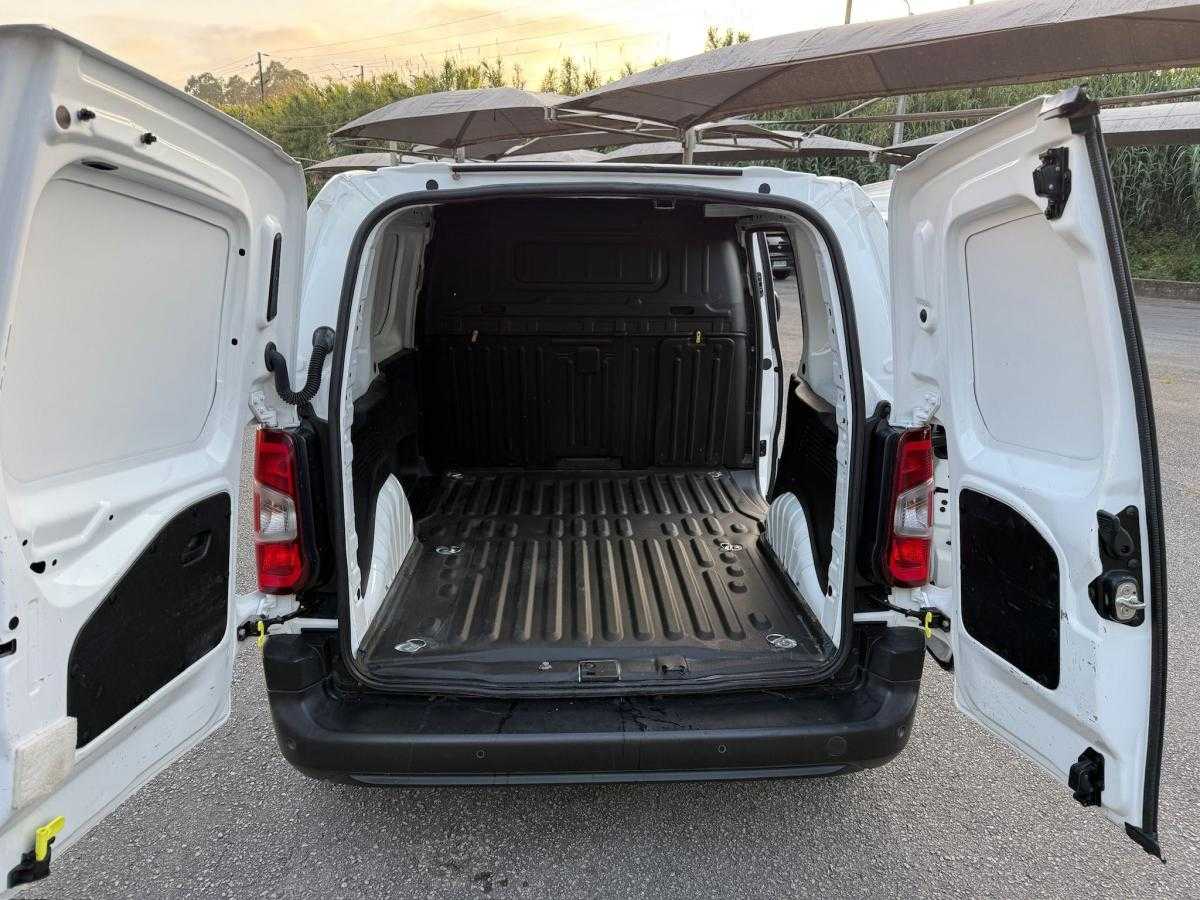citroen-berlingo-2021-diesel-1499cc