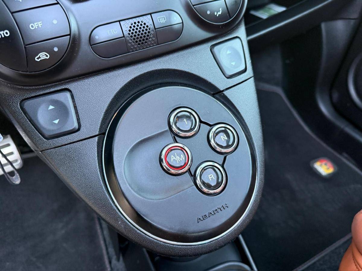 abarth-595c-2012-gasolina-1400cc