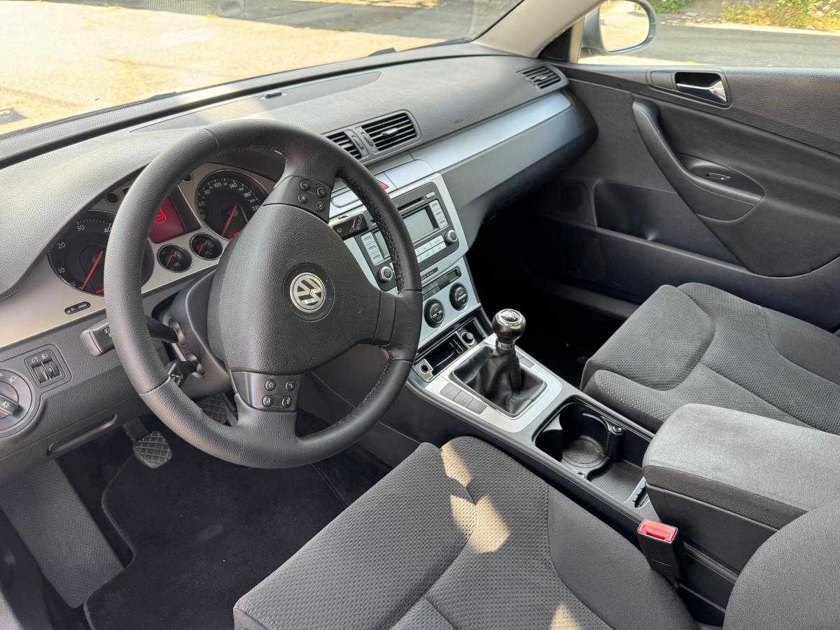 volkswagen-passat-variant-2007-diesel-1968cc