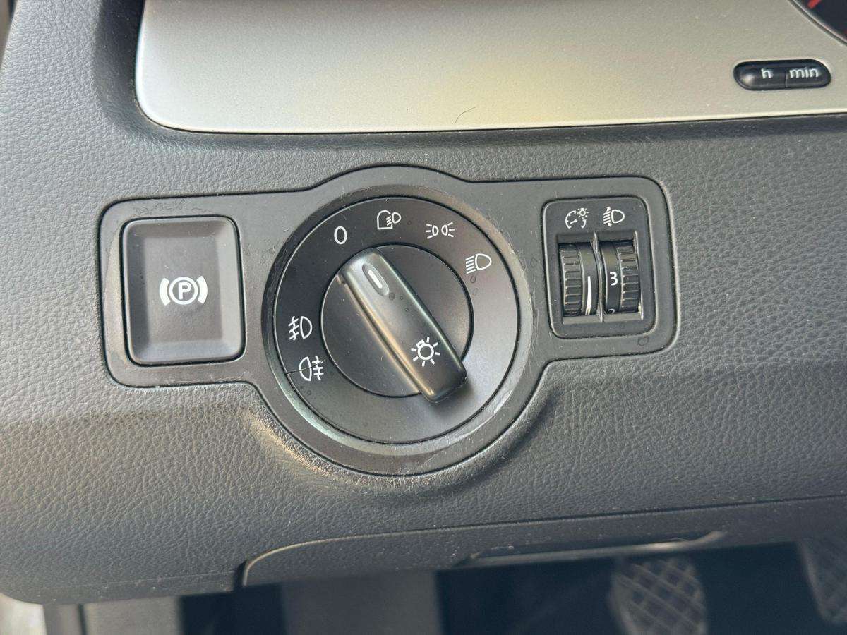 volkswagen-passat-variant-2007-diesel-1968cc