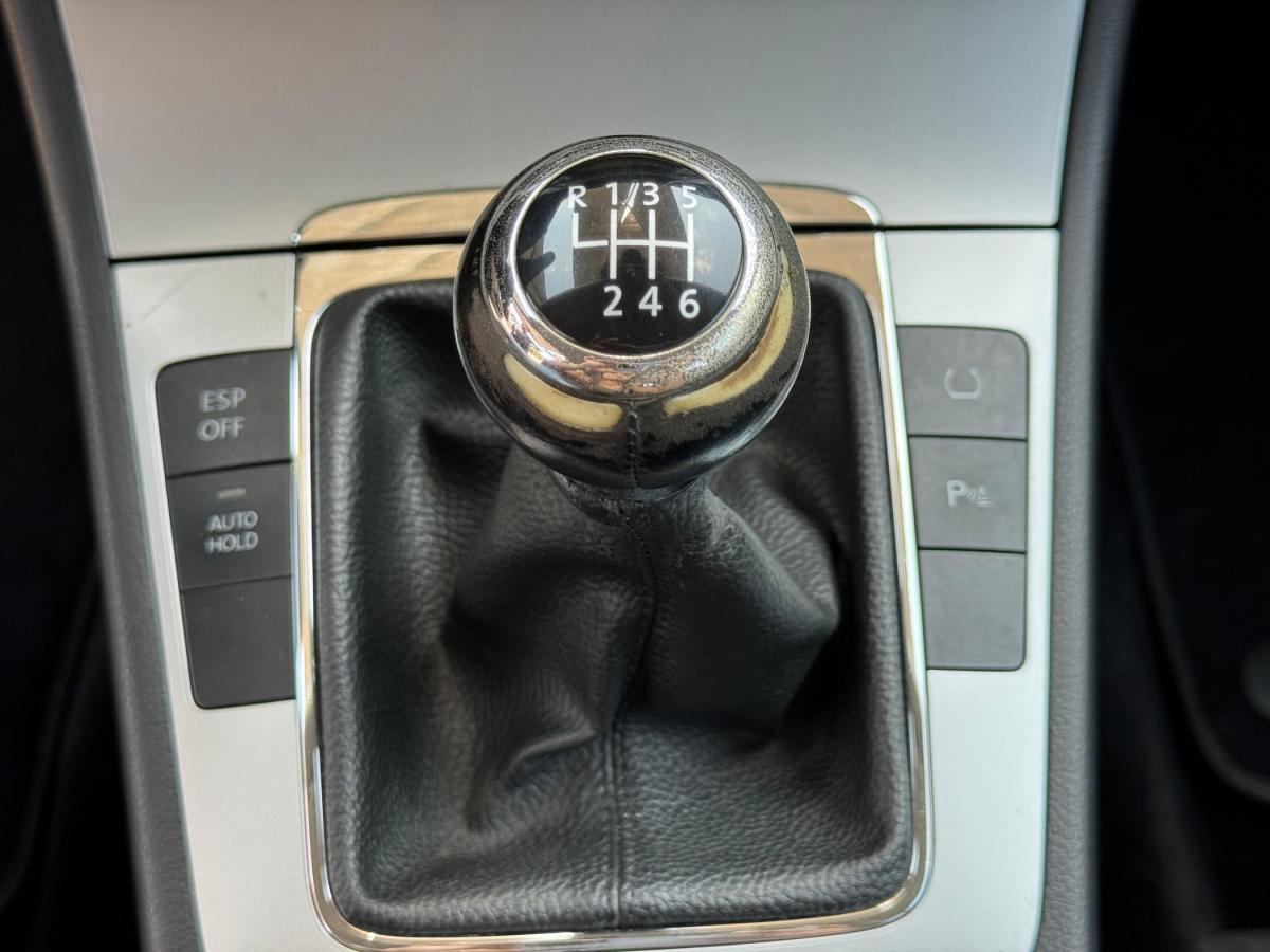 volkswagen-passat-variant-2007-diesel-1968cc
