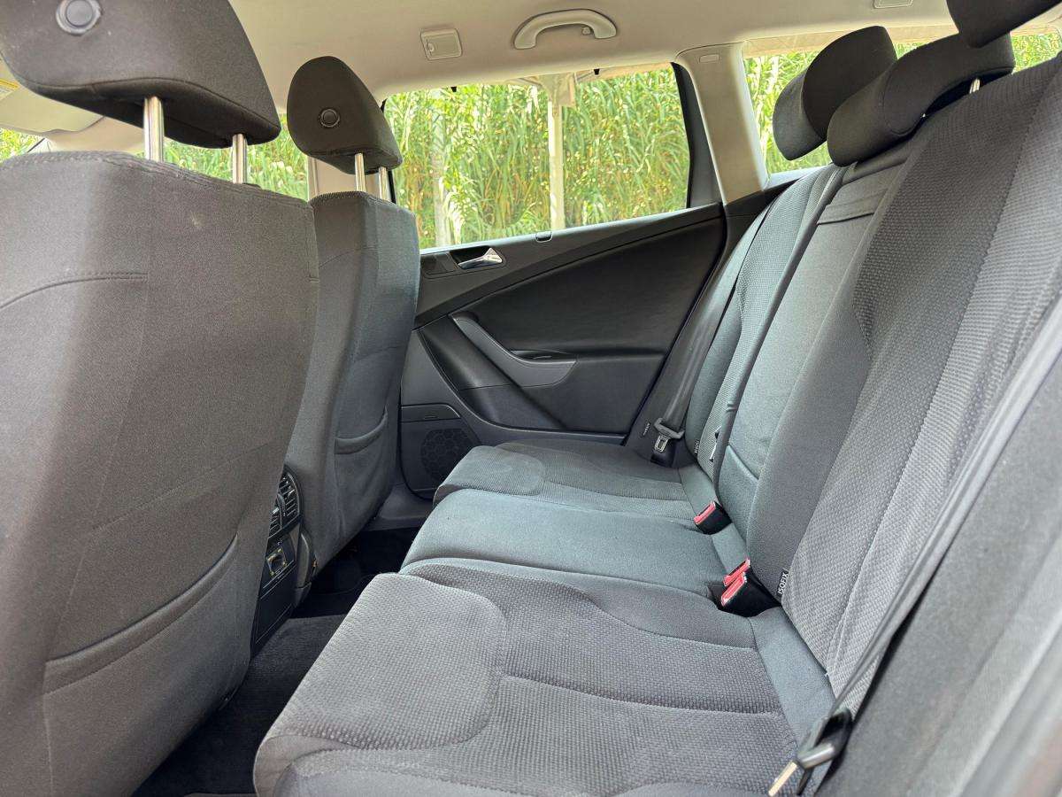 volkswagen-passat-variant-2007-diesel-1968cc
