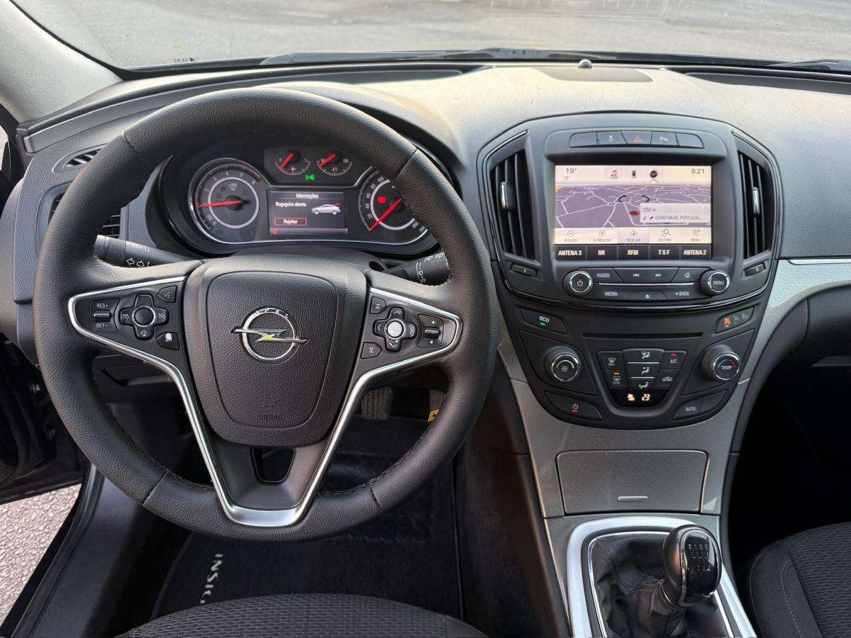 opel-insignia-sports-tourer-2019-diesel-1956cc