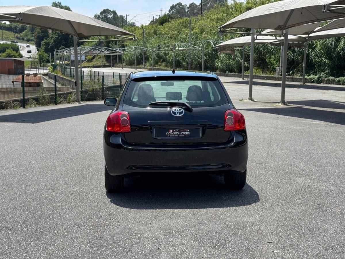 toyota-auris-2007-diesel-1364cc