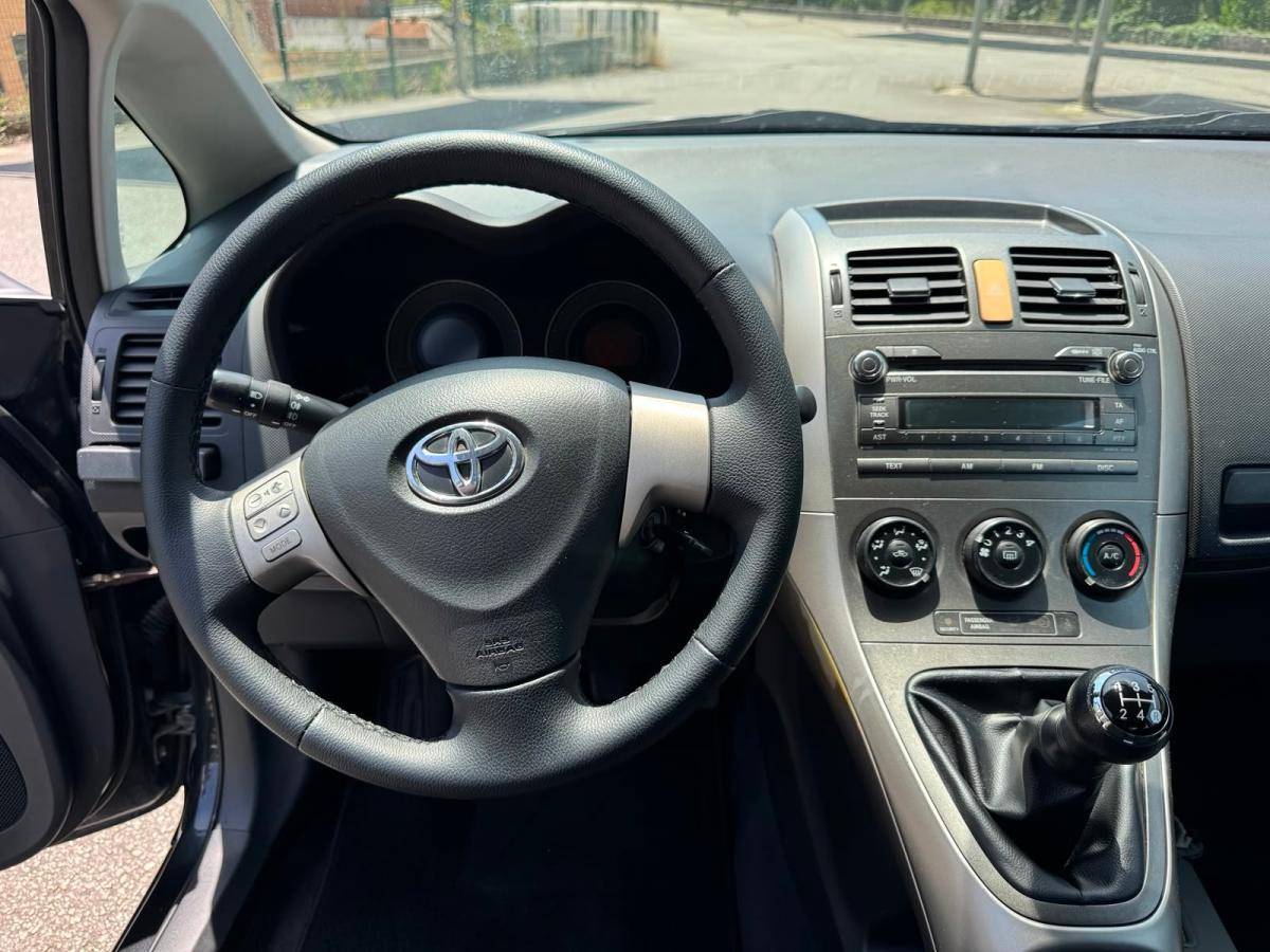 toyota-auris-2007-diesel-1364cc