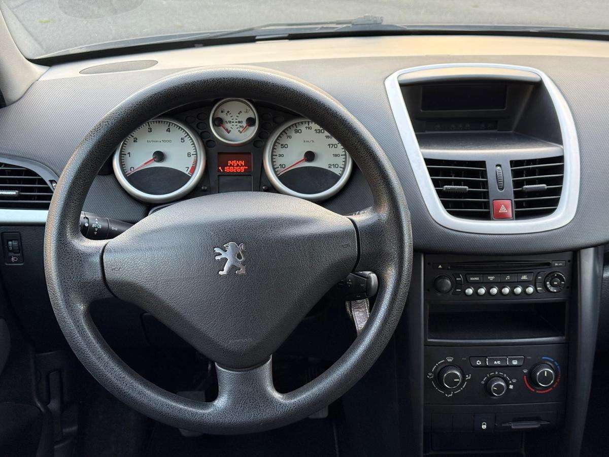 peugeot-207-2010-gasolina-1397cc