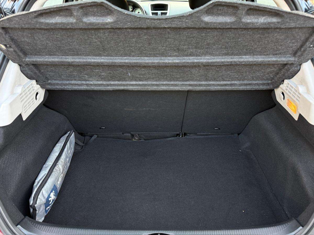 peugeot-207-2010-gasolina-1397cc