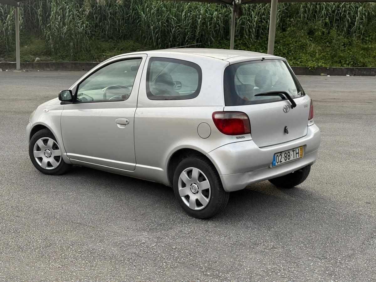 toyota-yaris-2002-gasolina-998cc