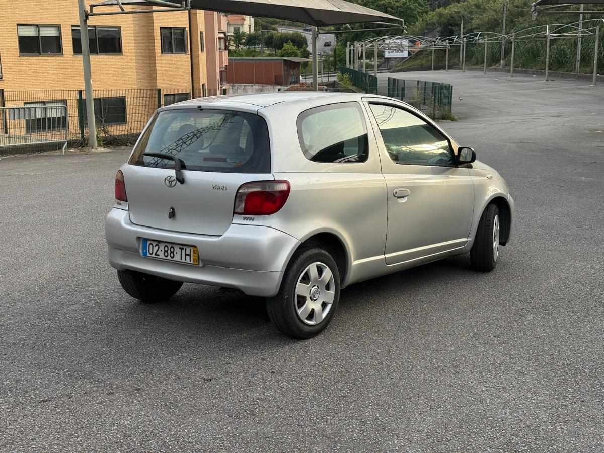 toyota-yaris-2002-gasolina-998cc