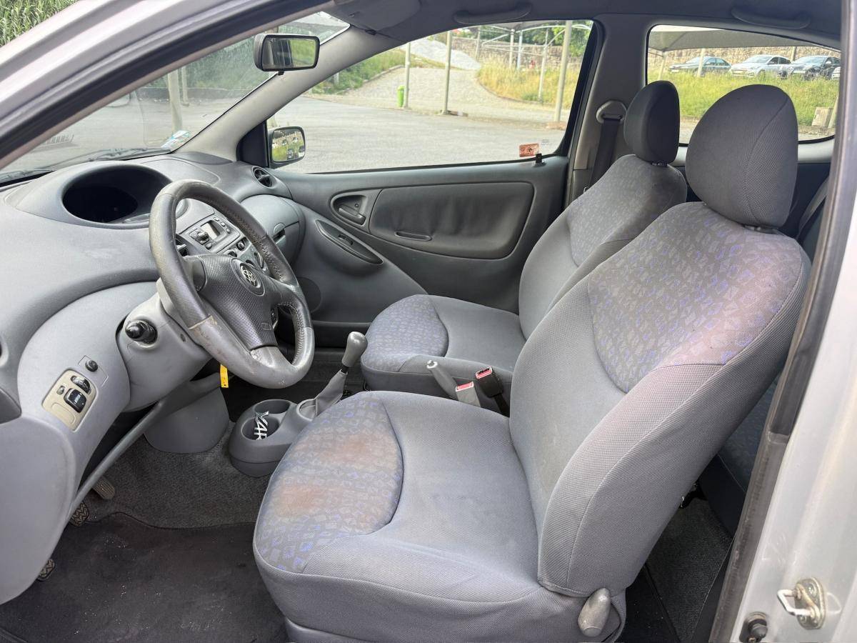 toyota-yaris-2002-gasolina-998cc
