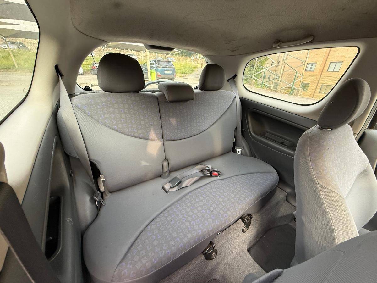toyota-yaris-2002-gasolina-998cc