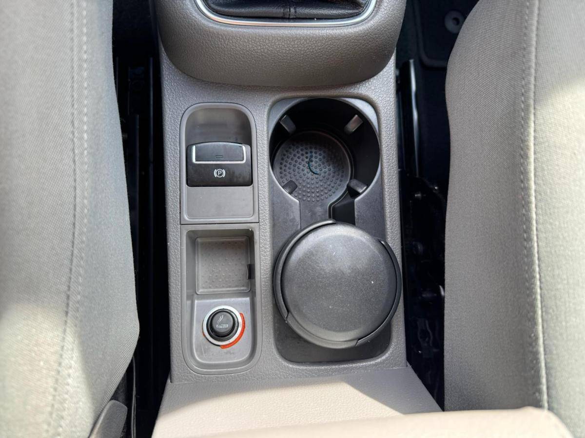 volkswagen-sharan-2011-diesel-1968cc