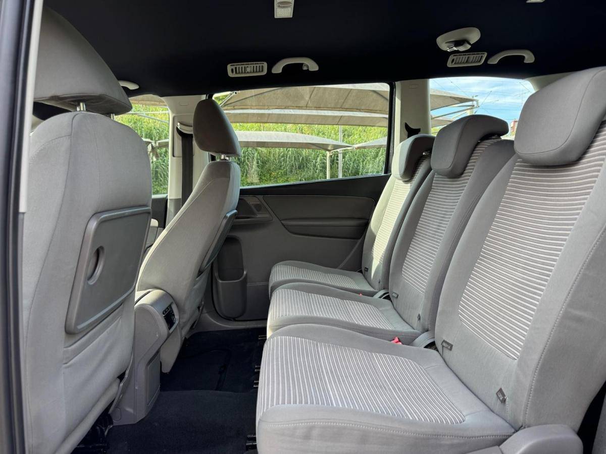 volkswagen-sharan-2011-diesel-1968cc