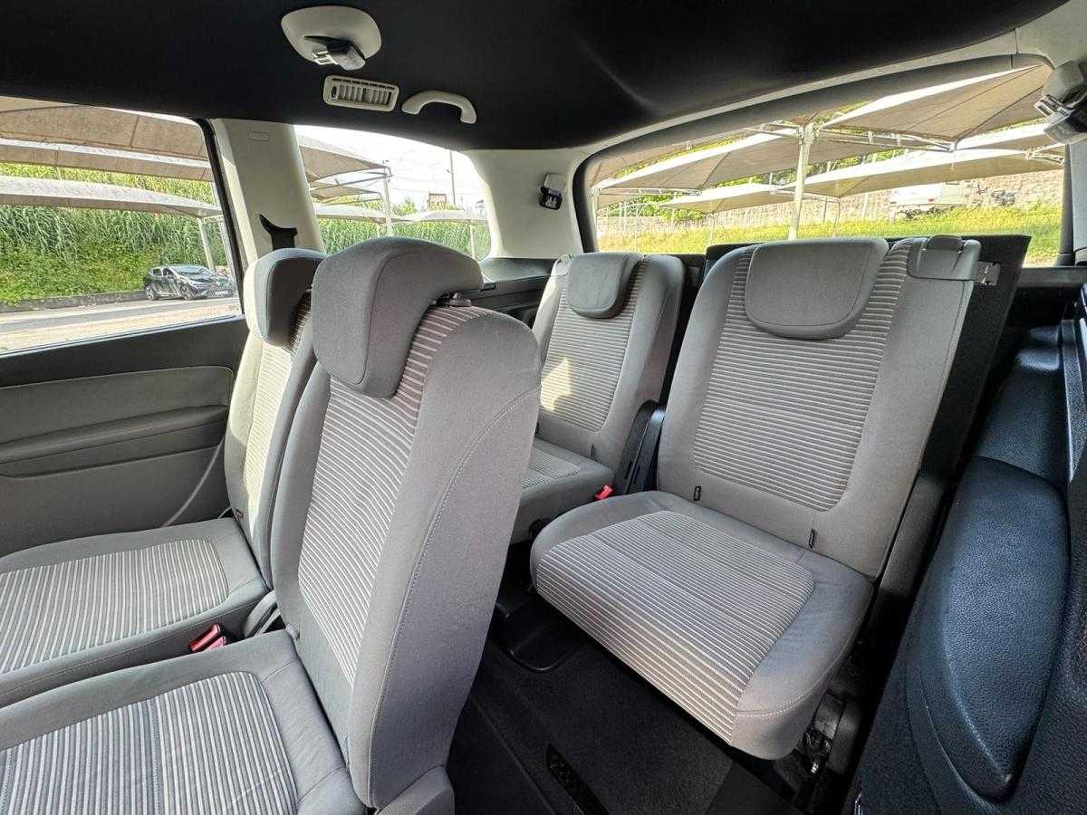 volkswagen-sharan-2011-diesel-1968cc