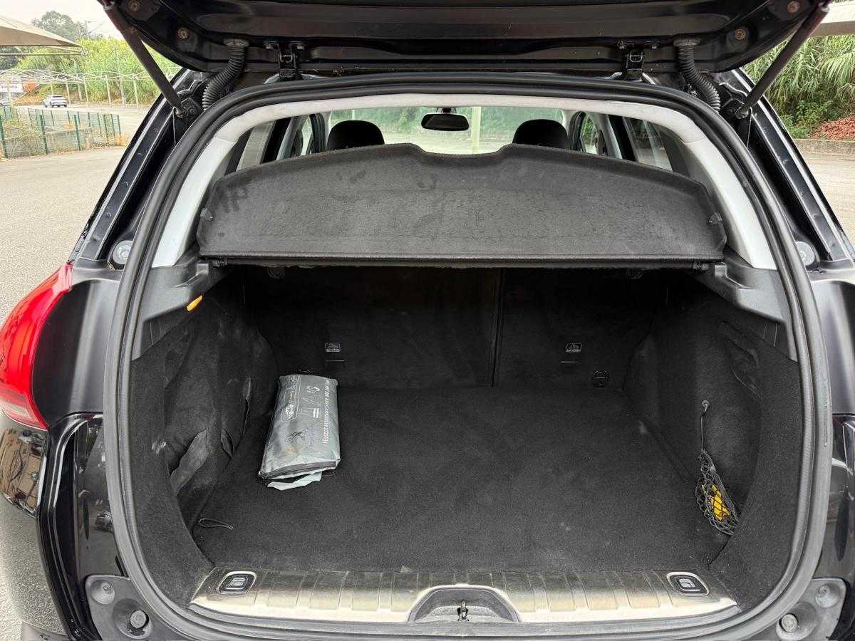 peugeot-2008-2016-gasolina-1199cc
