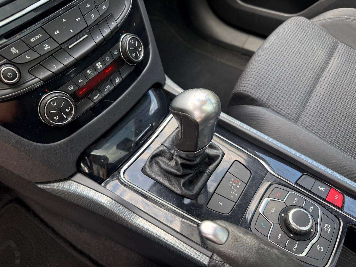 peugeot-508-sw-2011-diesel-1560cc