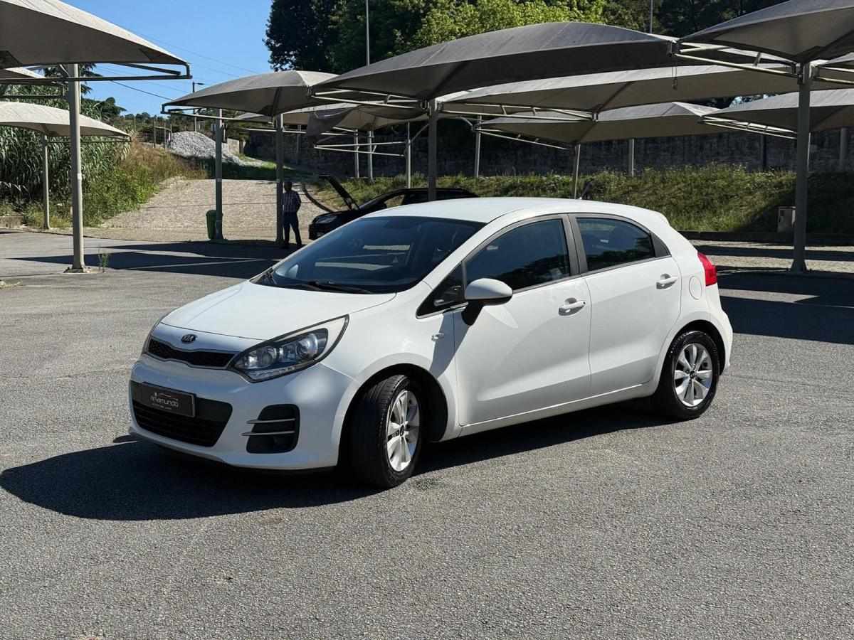 kia-rio-2015-diesel-1120cc