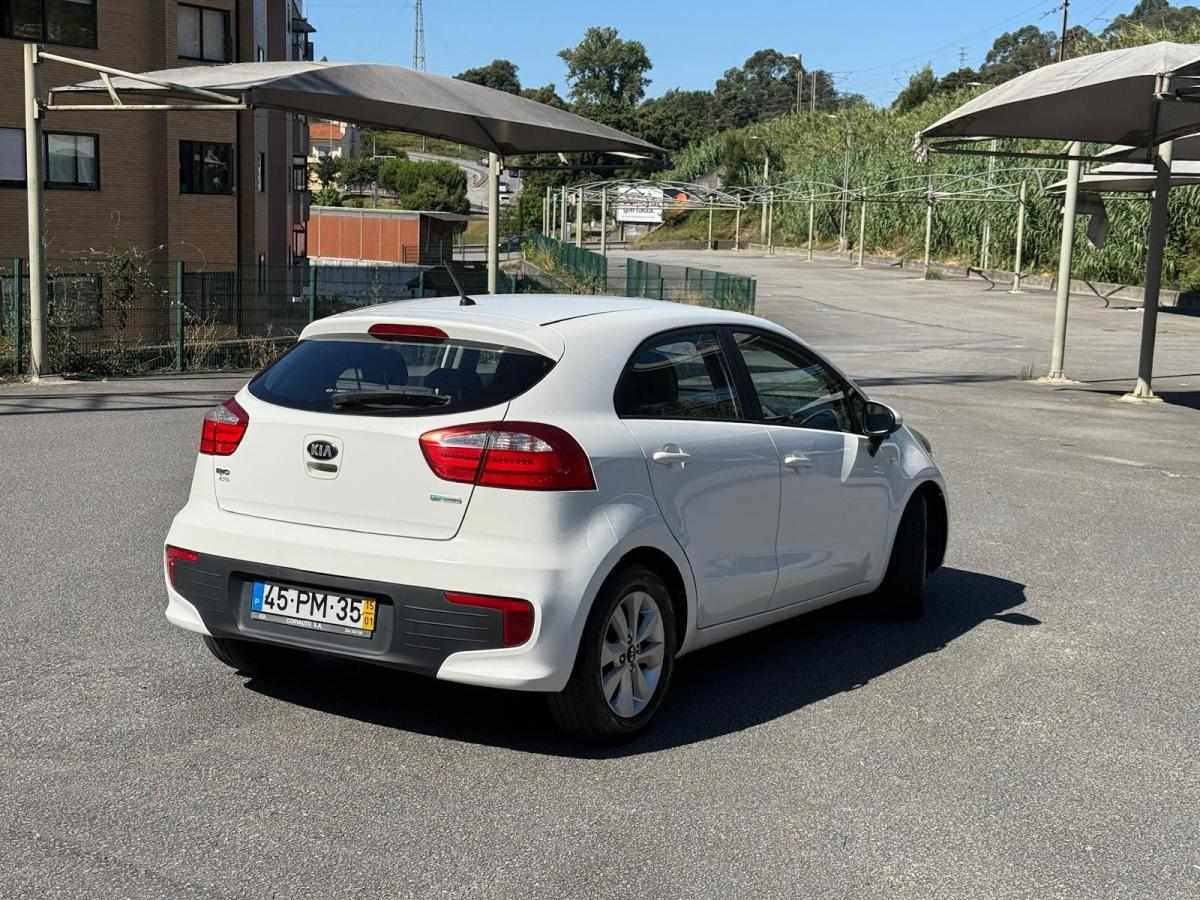 kia-rio-2015-diesel-1120cc