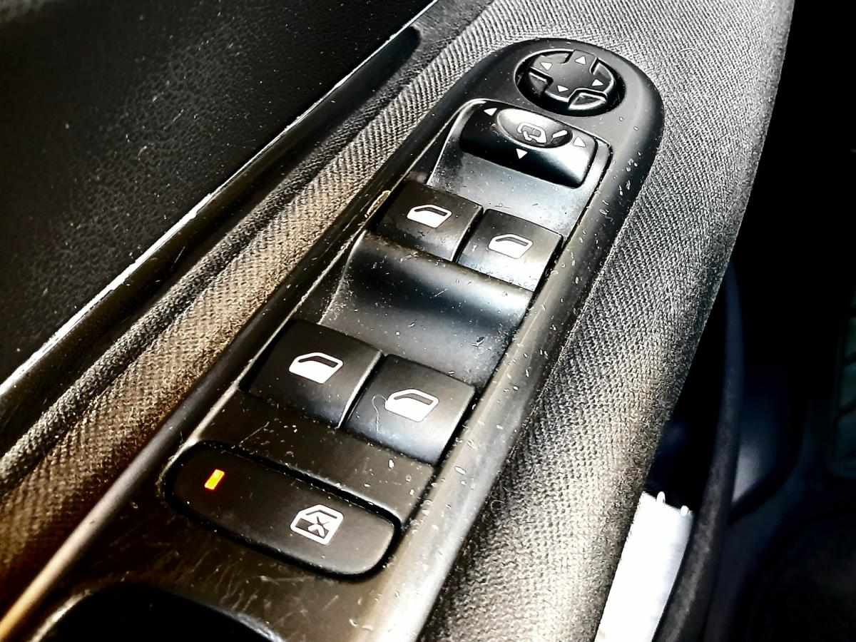 peugeot-5008-1-6-bluehdi-2016-diesel-1560cc