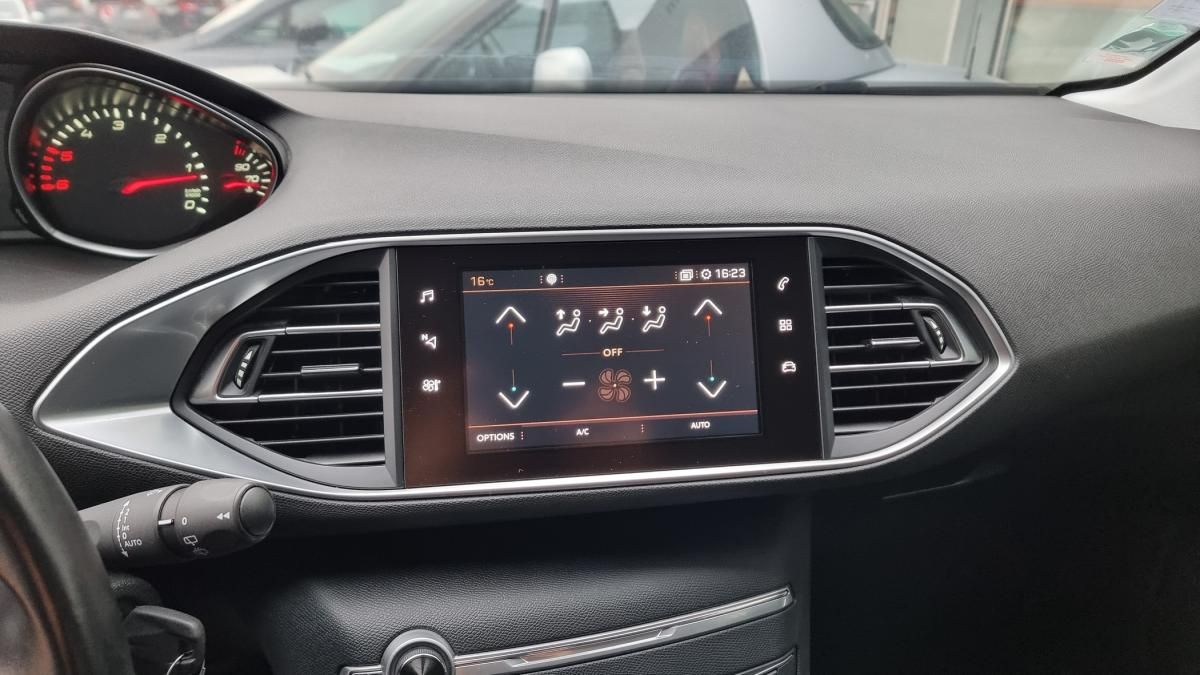 peugeot-308-2018-diesel-1499cc