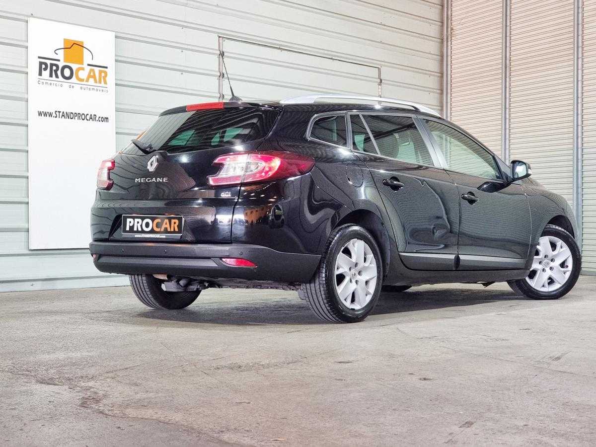 renault-megane-sport-tourer-2010-diesel-1461cc