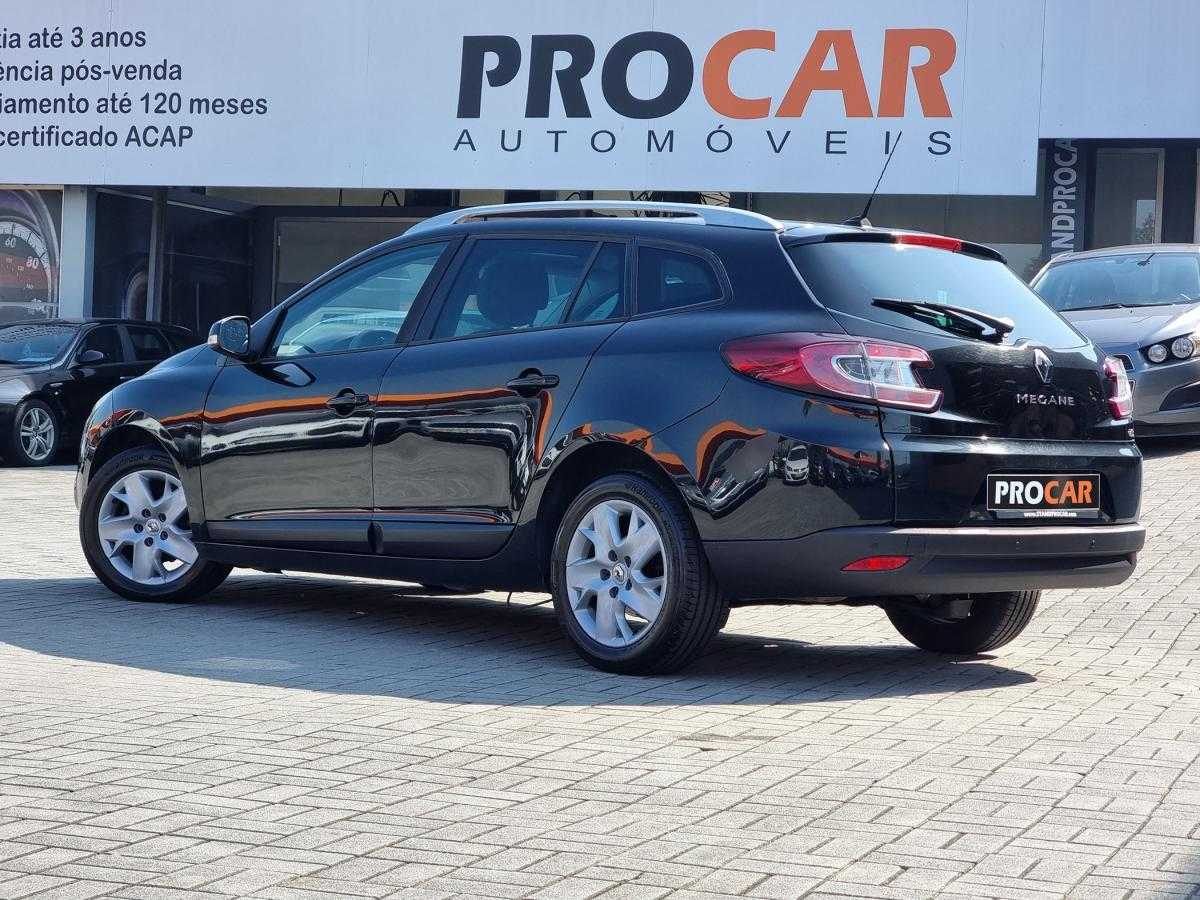 renault-megane-sport-tourer-2010-diesel-1461cc