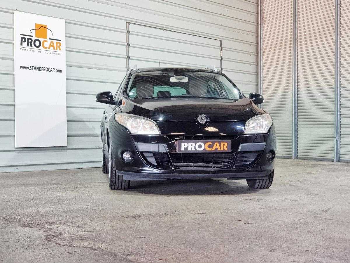 renault-megane-sport-tourer-2010-diesel-1461cc