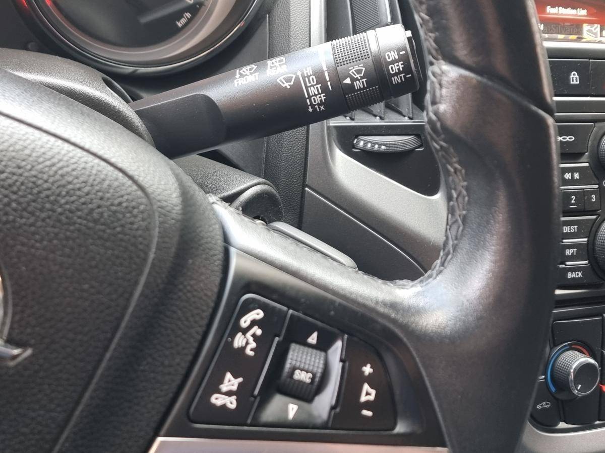 opel-astra-sport-tourer-2015-diesel-1598cc