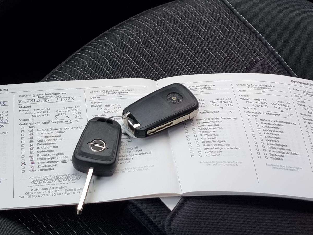 opel-astra-sport-tourer-2015-diesel-1598cc