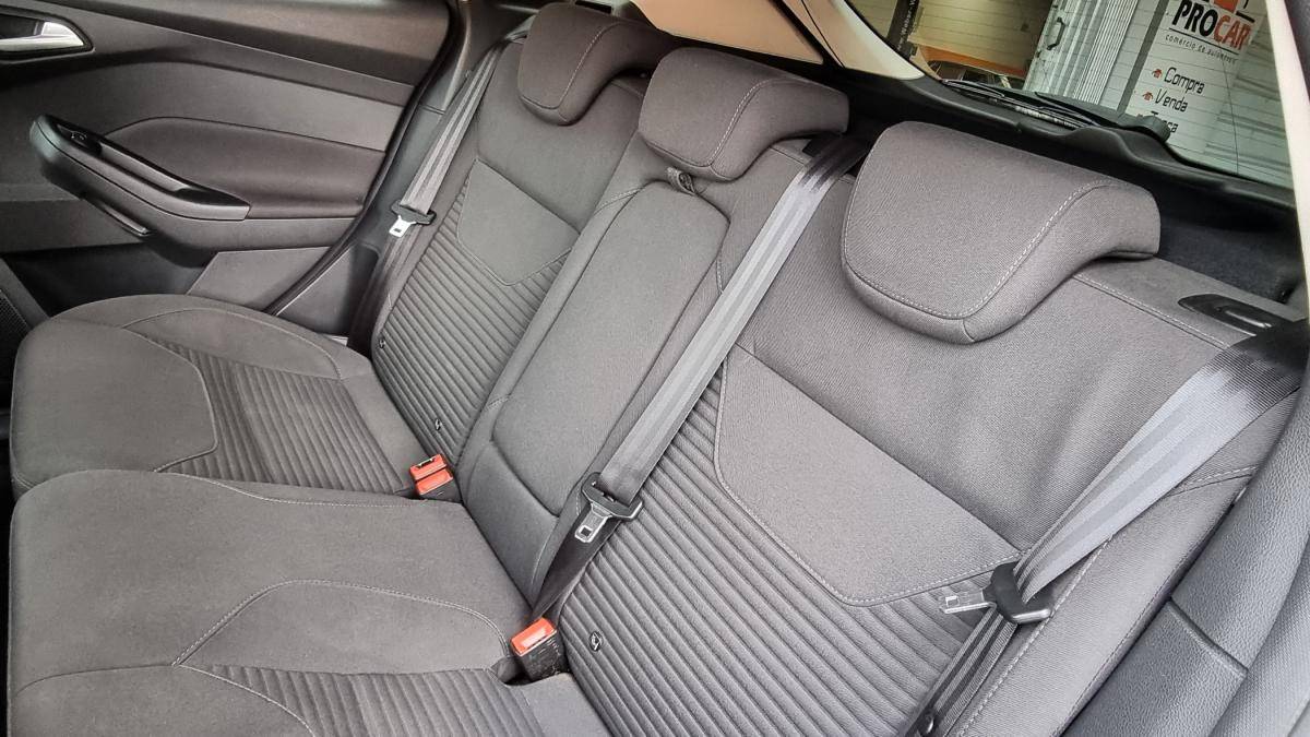 ford-focus-2016-gasolina-998cc