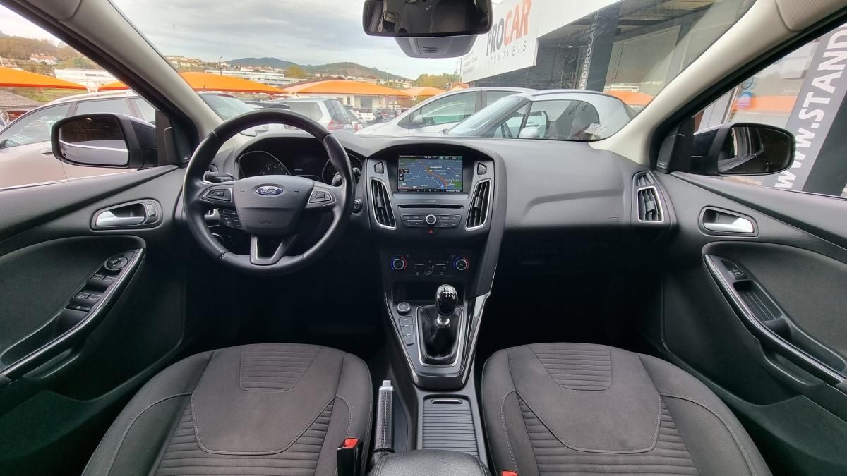 ford-focus-2016-gasolina-998cc