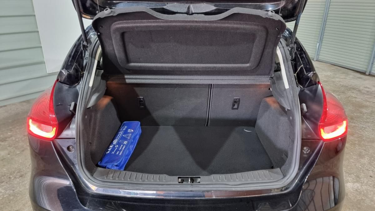 ford-focus-2016-gasolina-998cc
