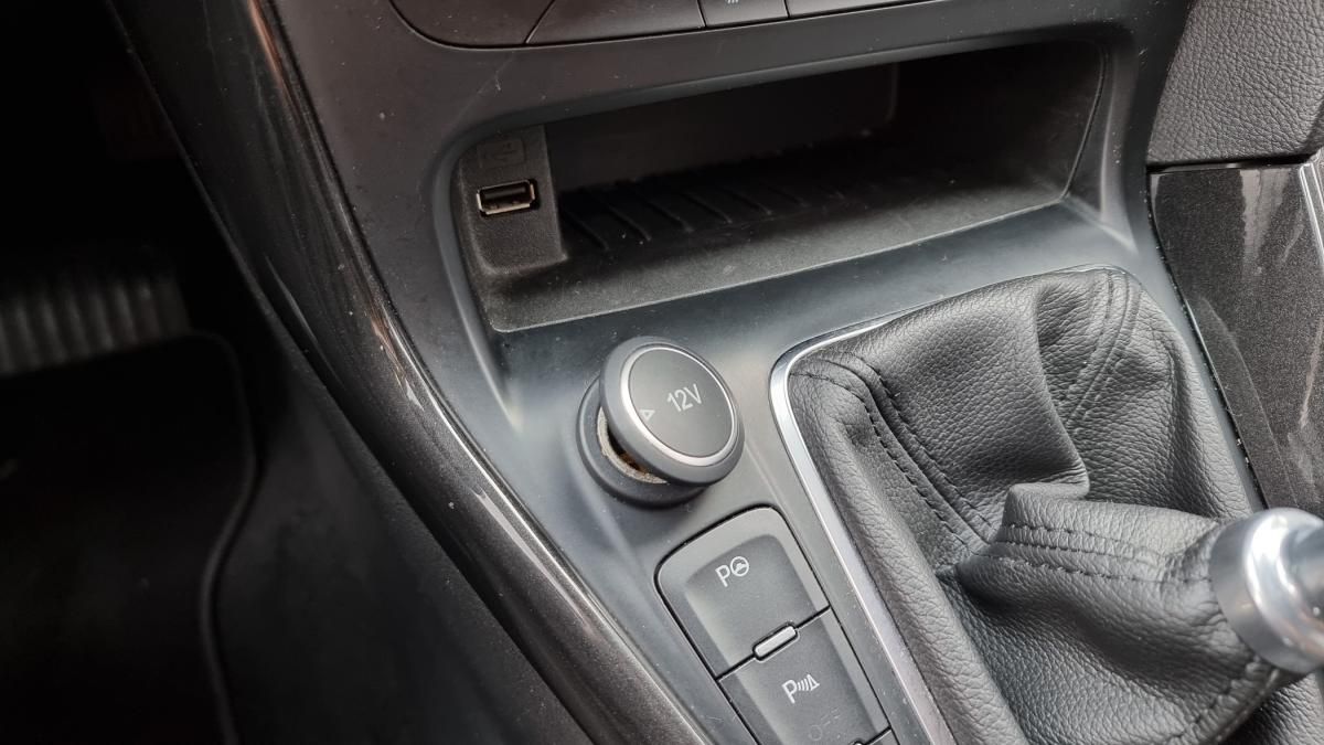 ford-focus-2016-gasolina-998cc