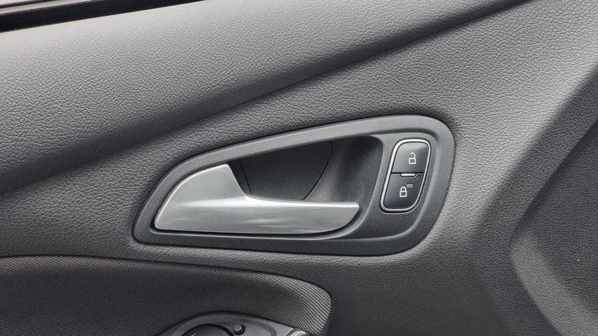 ford-focus-2016-gasolina-998cc