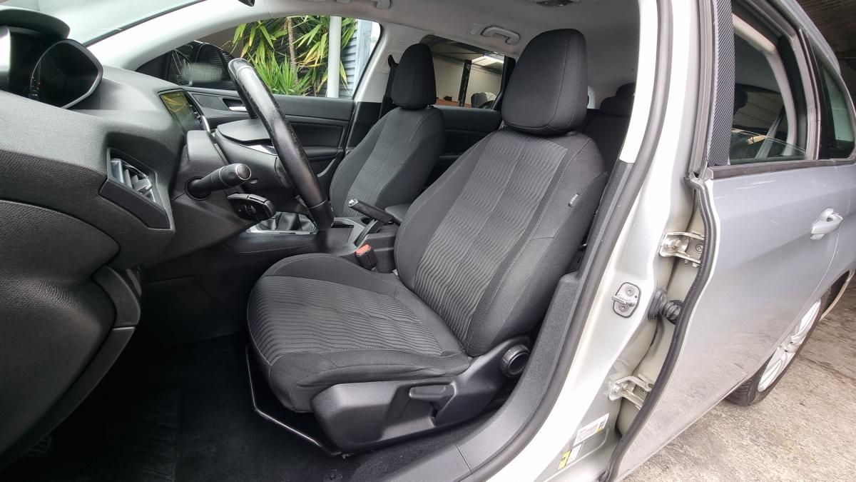 peugeot-308-sw-2015-diesel-1560cc