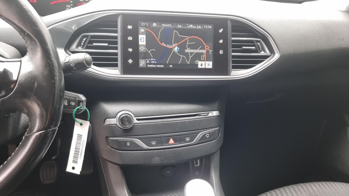peugeot-308-sw-2015-diesel-1560cc